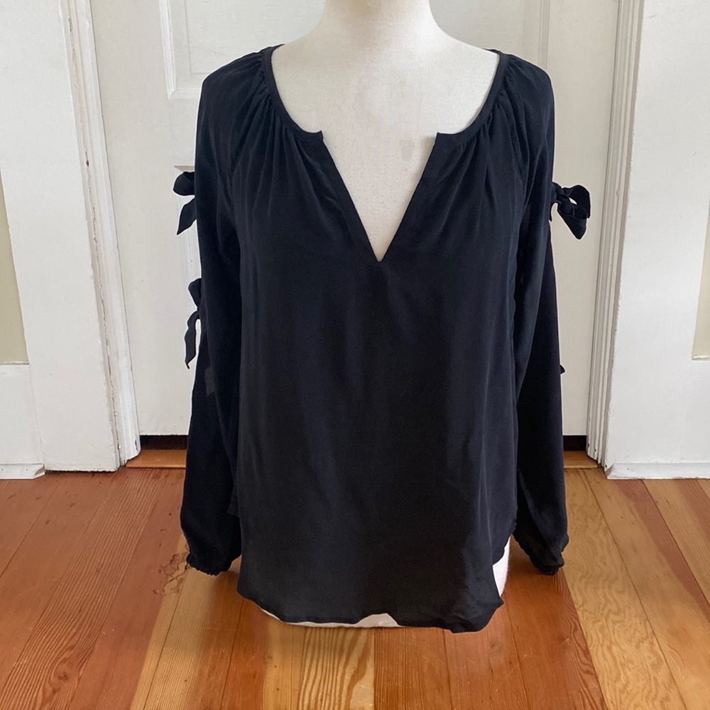 Chaser Long Sleeve‎ Black Blouse Medium